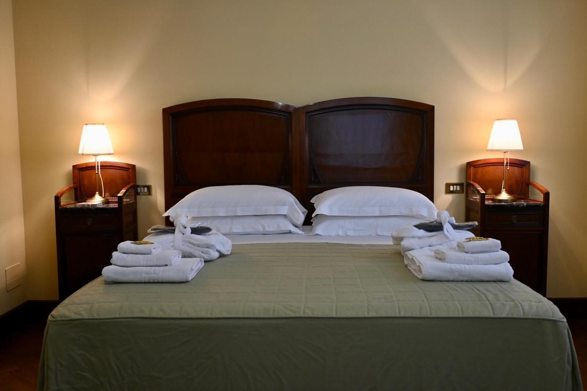 Casino Di Pragatto Bed & Breakfast Crespellano Eksteriør bilde