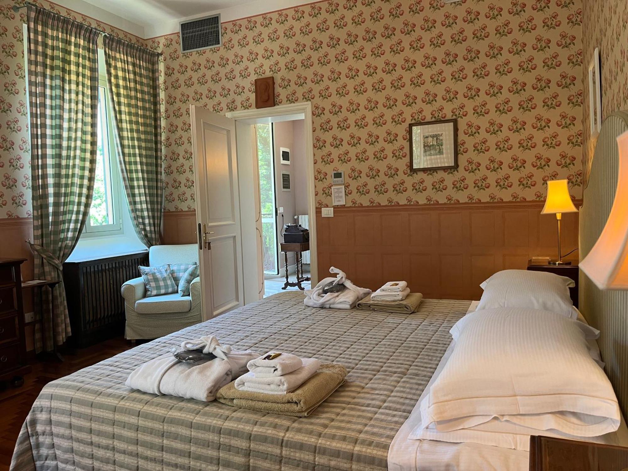 Casino Di Pragatto Bed & Breakfast Crespellano Eksteriør bilde